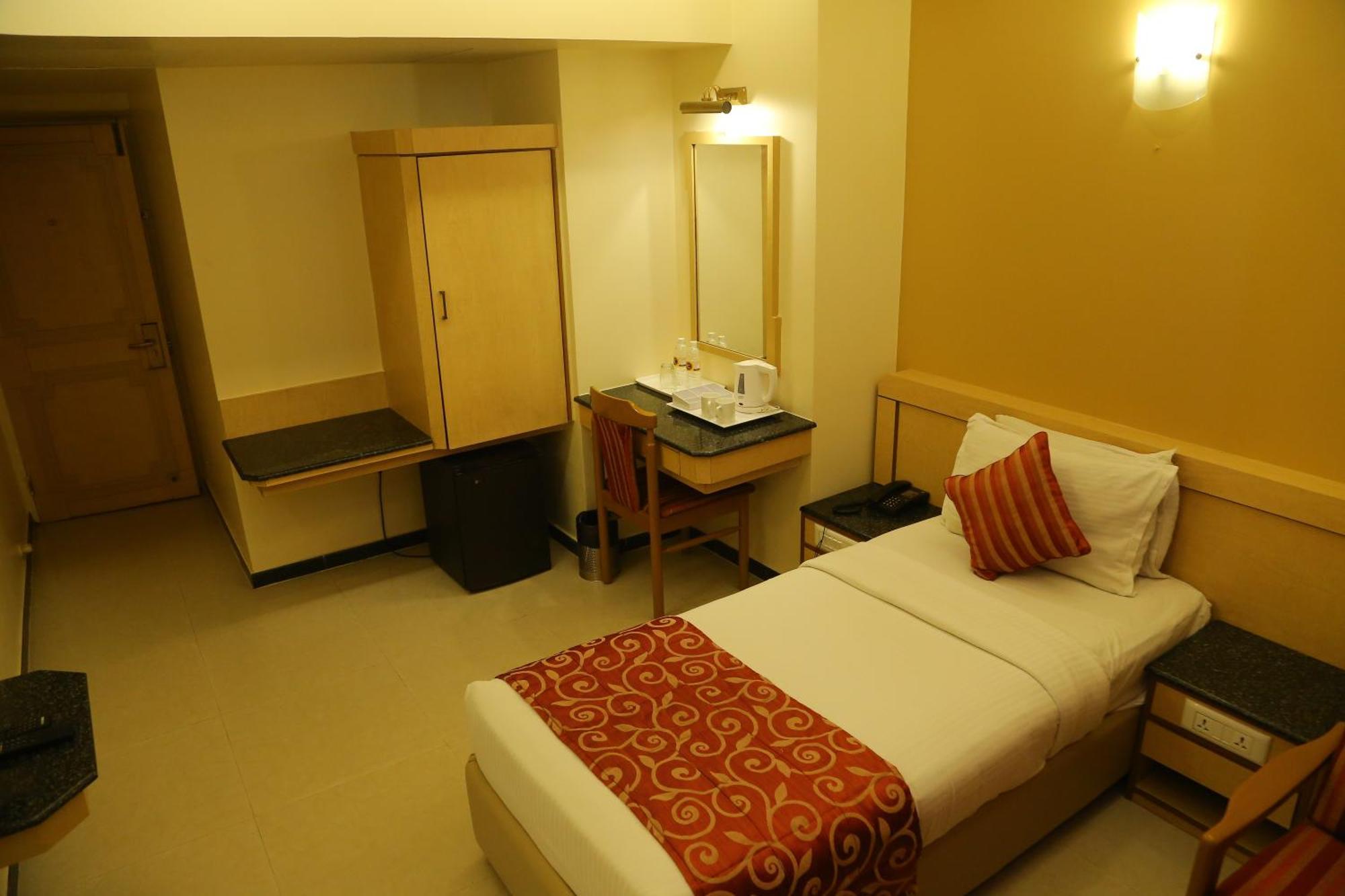 Hotel Salem Castle Εξωτερικό φωτογραφία
