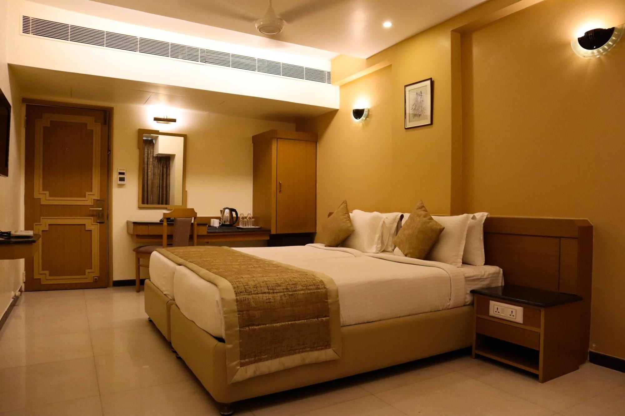 Hotel Salem Castle Εξωτερικό φωτογραφία
