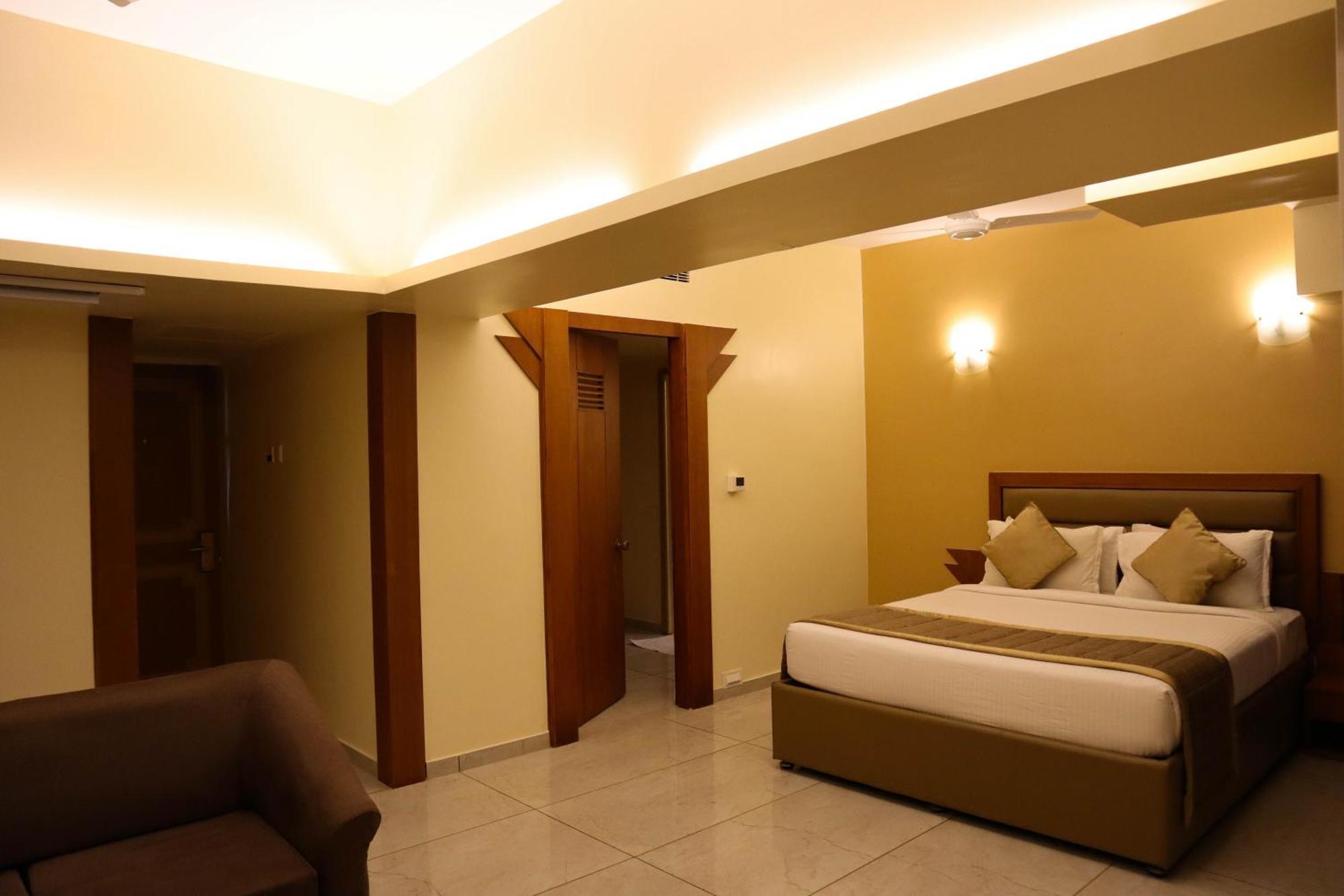Hotel Salem Castle Εξωτερικό φωτογραφία