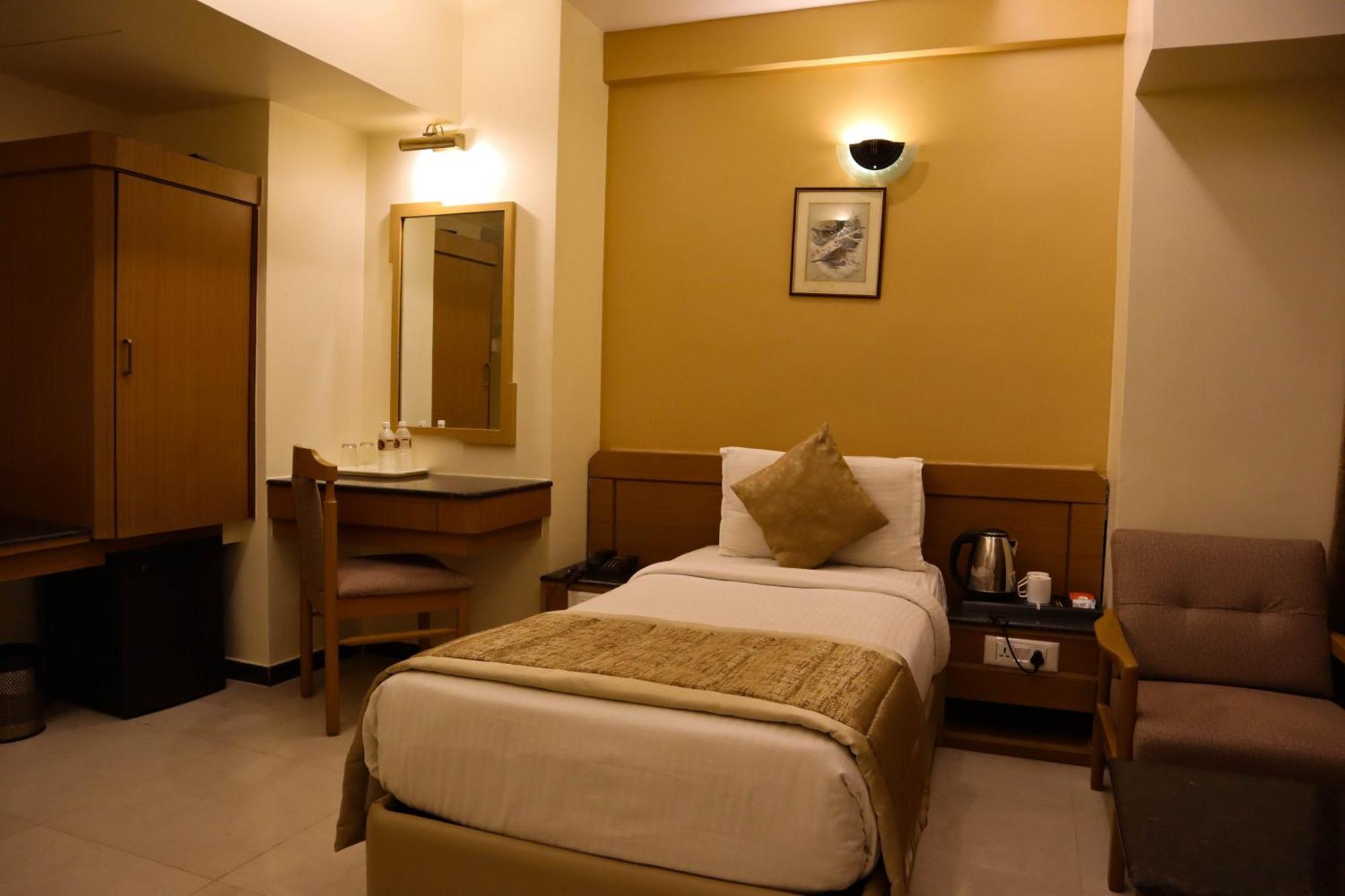 Hotel Salem Castle Εξωτερικό φωτογραφία